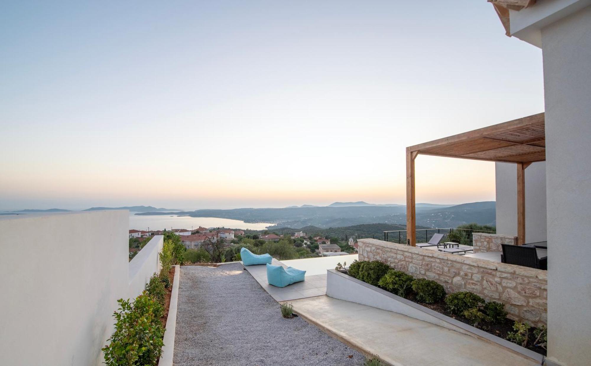Sunset Luxury Villa Akritokhórion Exteriör bild